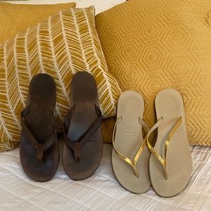 Rainbow Brown Leather/ Havaianas Gold Flip Flops size 7 ( 2 for $20)